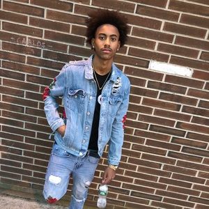 Meet your Posher, Jeremiah